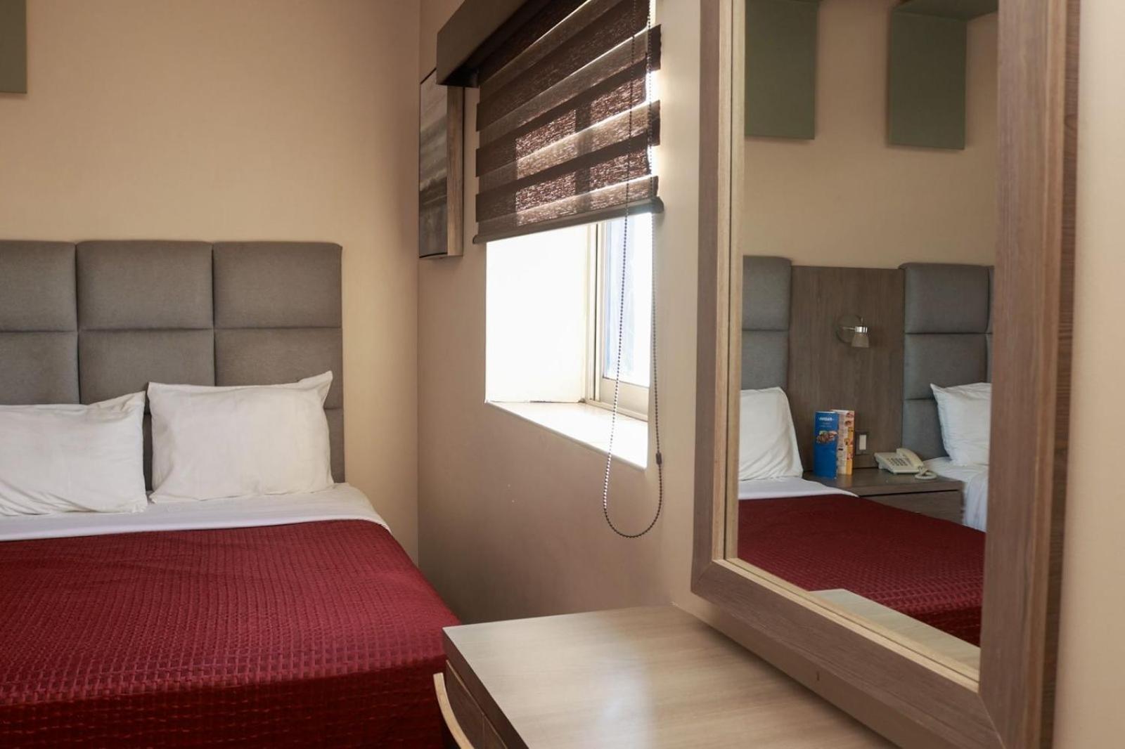 Hotel Jatay ティファナ エクステリア 写真